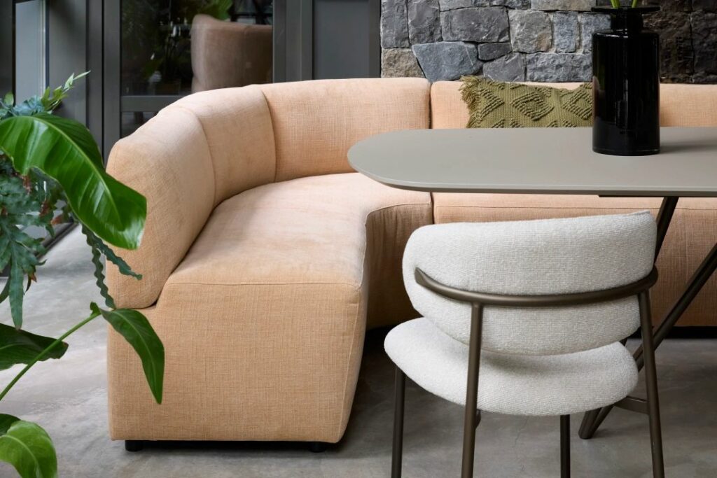 eetbank-supermoon-dyyk-sfeerbeeld-2